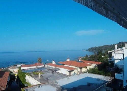 Coralli Holidays Loutra  Ngoại thất bức ảnh
